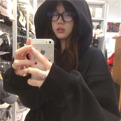 密切关注阿米莉亚